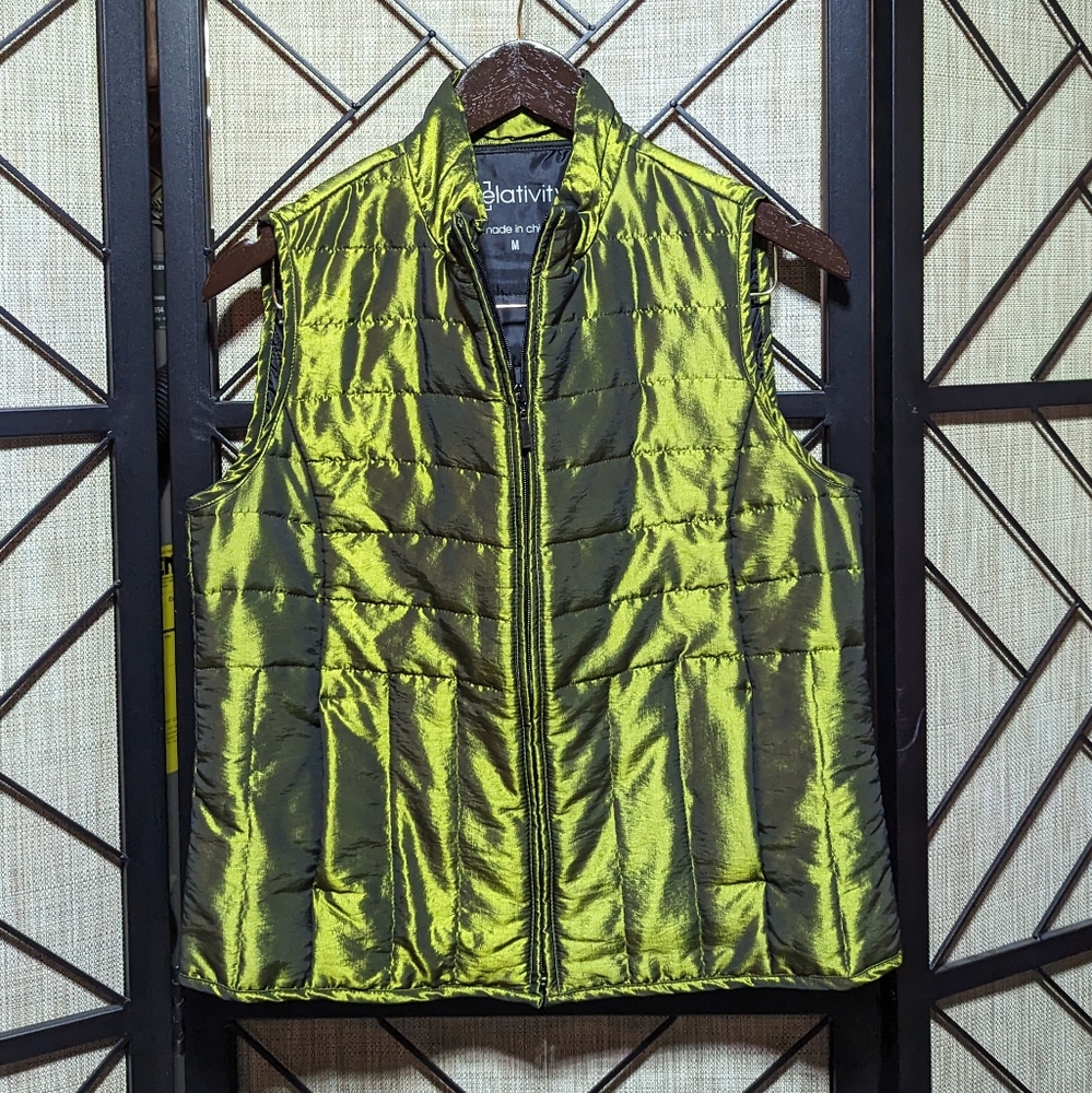 Fab Festive RELATIVITY 💚 IRIDESCENT VEST